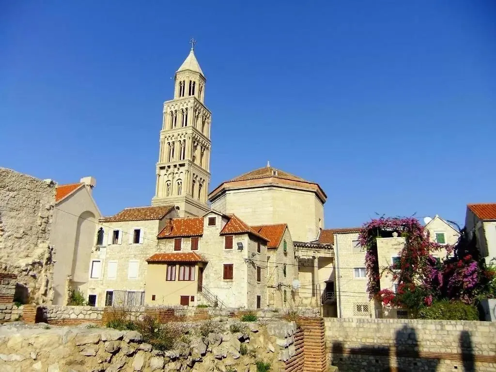 Zana Luxury Studios Split Center